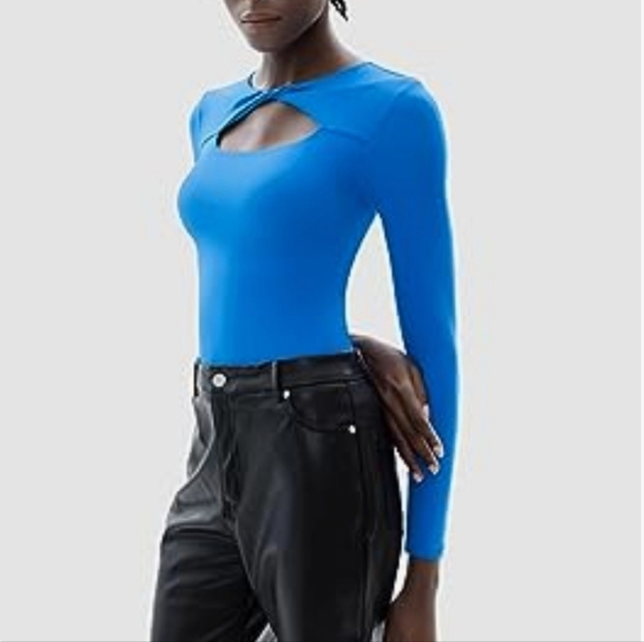 NWT set of 2 Pumiey long sleeve twist keyhole thong bodysuits - Picture 5 of 8